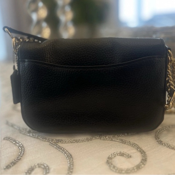 Coach Blake 20 Crossbody Black Pebbled Leather Gold Hardware - Picture 5 of 8